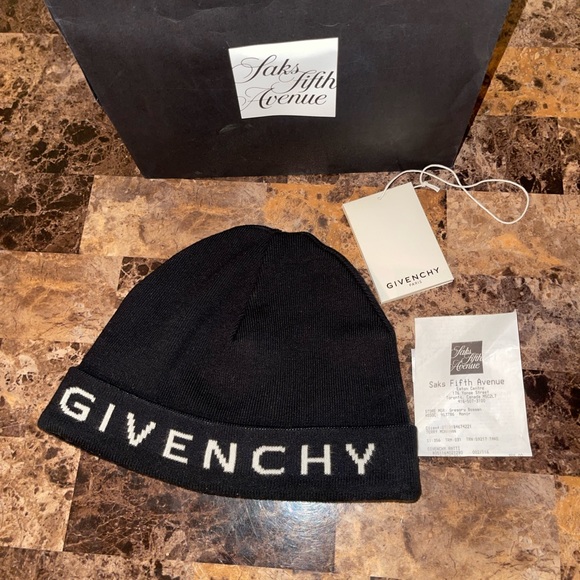 GIVENCHY Black Toque Big Logo MINT Condition Genuine Comes With Reciept - Picture 3 of 5